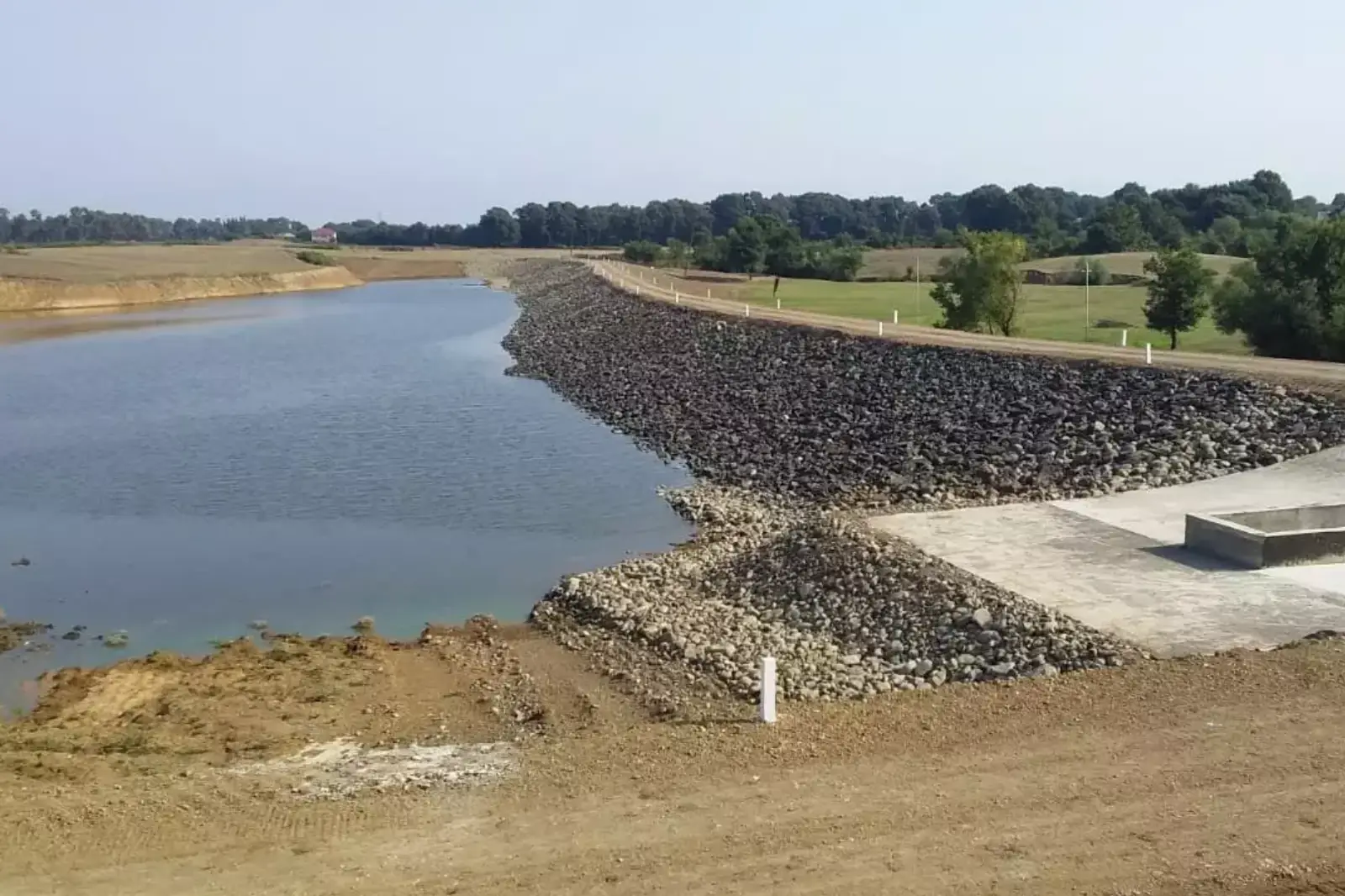 Necessary repair and restoration works at 6 small reservoirs for agricultural fields in Khachmaz District. Years 2025–2026