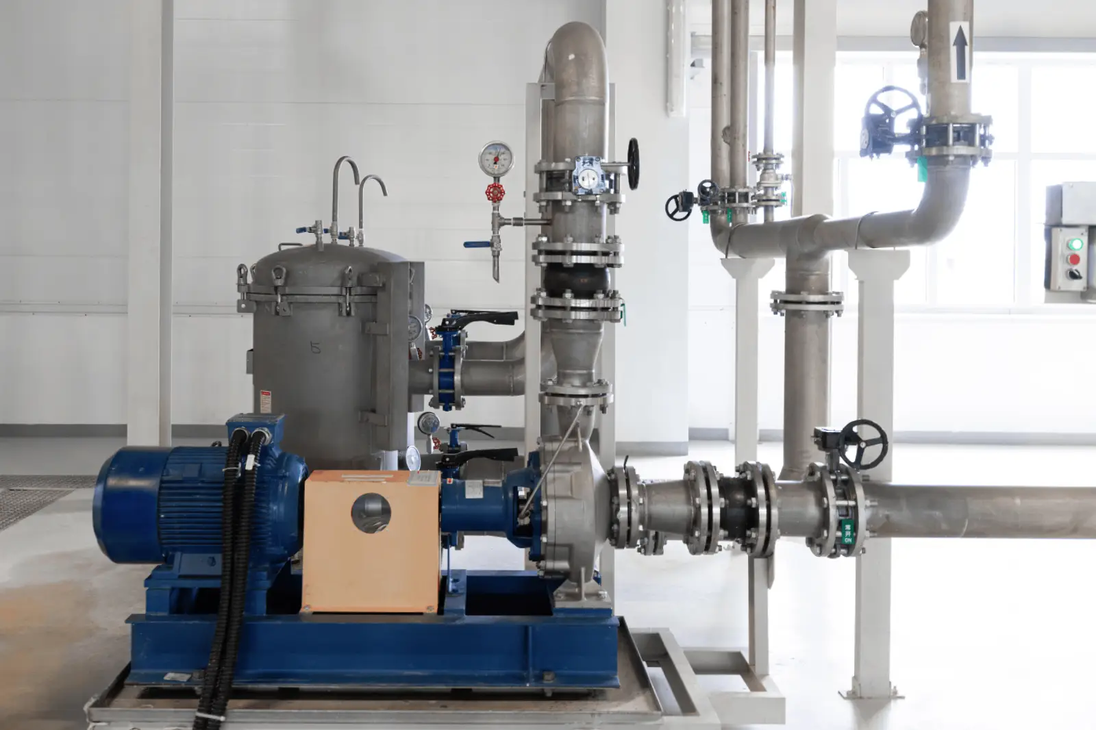 Routine repair works in the pumping station building. Year 2022